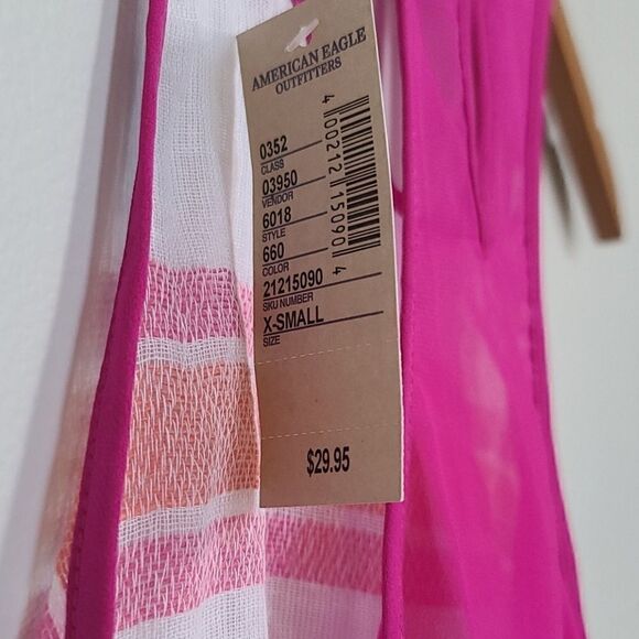 American Eagle Top - Size XS - NWT - Picture 6 of 7